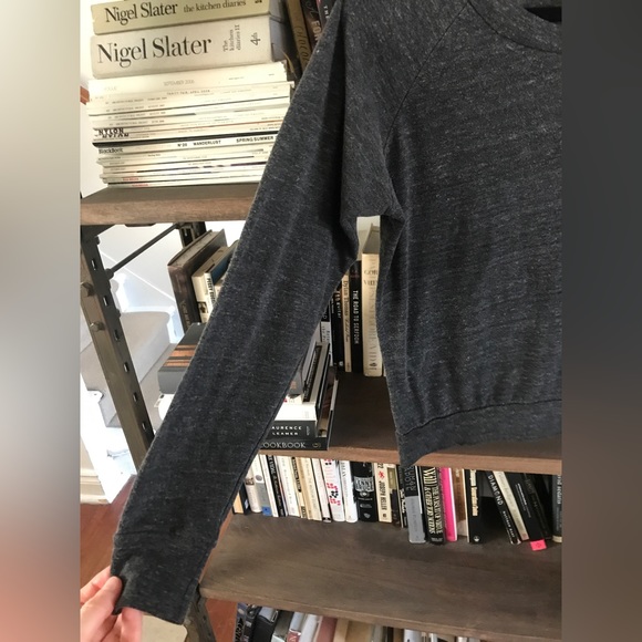 EUC Alternative Earth Heather Grey Long Sleeve Crew Neck Light Sweatshirt S - Picture 6 of 9